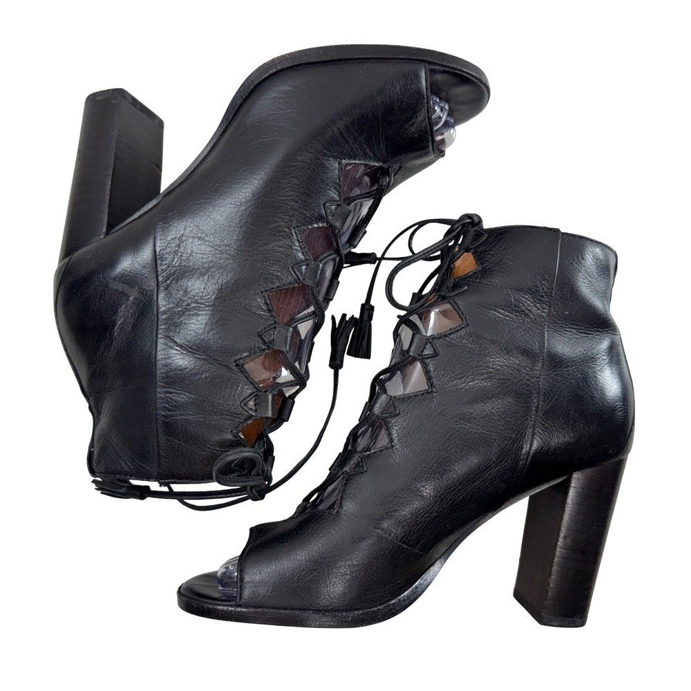 Shoes - Picture 7 of 9